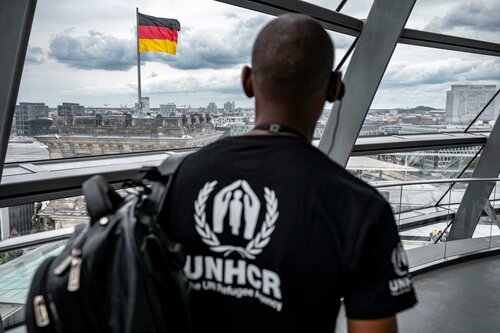 Mann von hinten, Deutschlandflagge