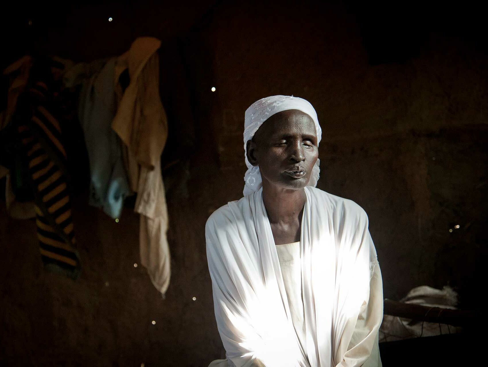 Nyantay stolperte blind und allein durch den Wald um den Kämpfen im Südsudan zu entgehen. Foto: UNHCR/C.Tijerina