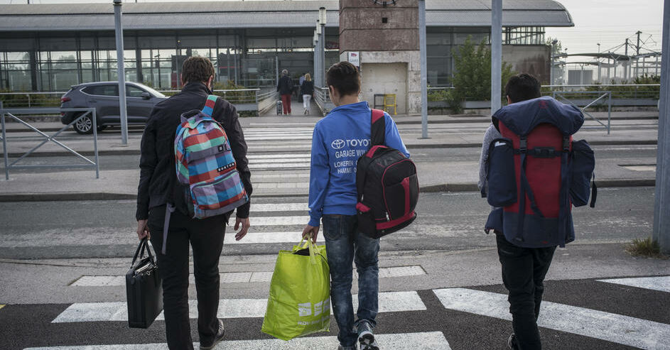 Drei Jungen unbegleitet, minderjährige Flüchtlinge in Deutschland  Europa_UMF.jpg