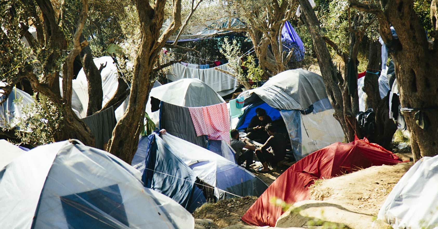 Flüchtlingscamp, Zelte Griechenland.jpg