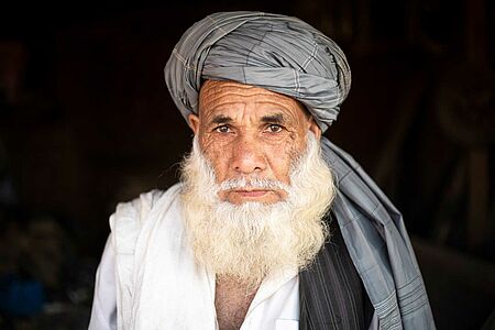 Afghanischer Flüchtling Hamesha, 66 Jahre alt