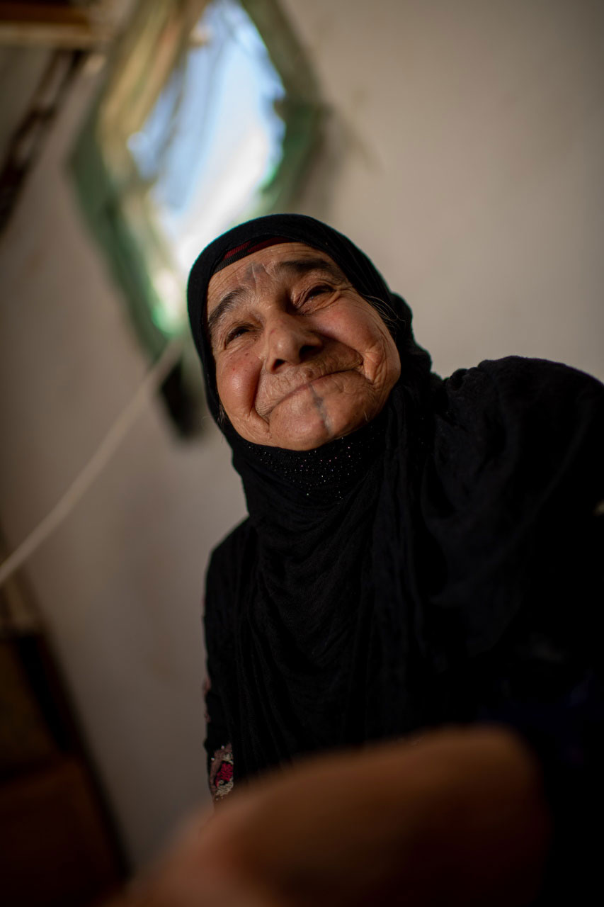 Yaze, 60, geflohen aus Syrien