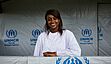 “Das Flüchtlingslager liegt in den Tropen, darum regnet es viel ….. so können sich die Mücken gut vermehren und Malaria ist hier eine der häufigsten Krankheiten.“
Dr. Nelly Sangwa, 30, arbeitet seit 2017 für den UNHCR im Flüchtlingslager Inke, in dem Flüchtlinge aus der Zentralafrikanischen Republik Zuflucht gesucht haben.